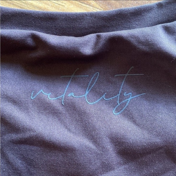 ❗️SOLD❗️Balance Athletica Allora Tank Bundle - Picture 10 of 12